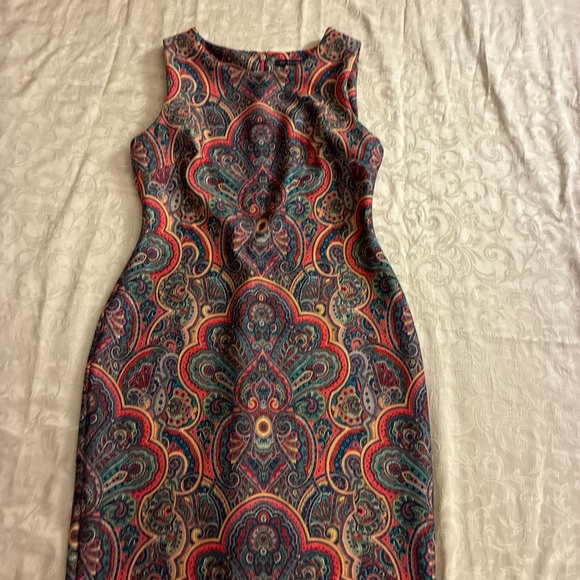 Tommy Hilfiger Vibrant Multicolor Paisley Sleeveless Sheath Dress - Picture 3 of 8